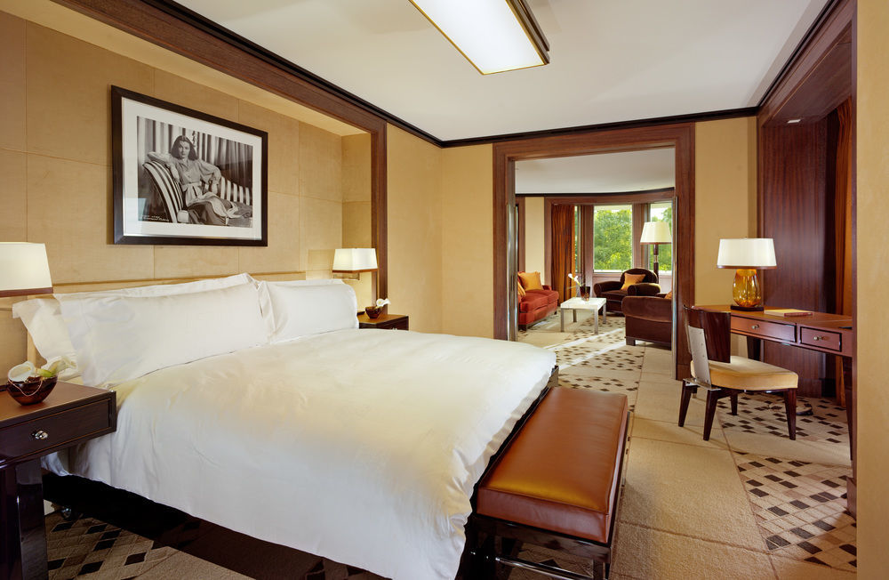 St Martins Lane London Hotel Kültér fotó A suite at The Westin